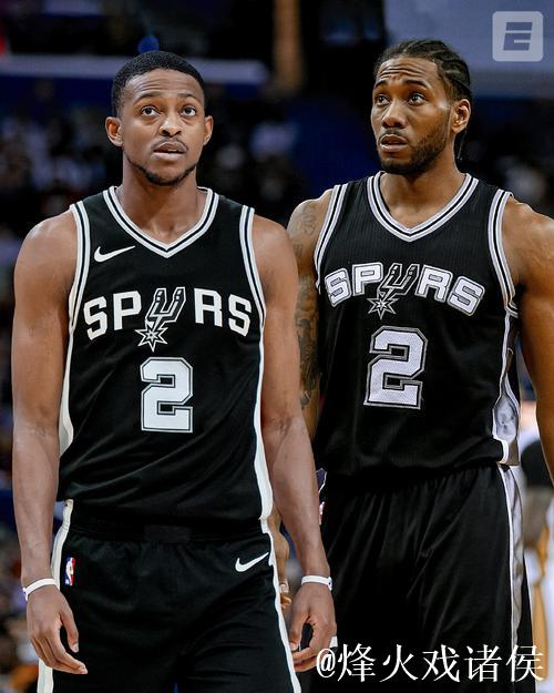 福克斯一家近况：27岁斩获2.3亿大合同，成马刺核心，娇妻显旺夫相